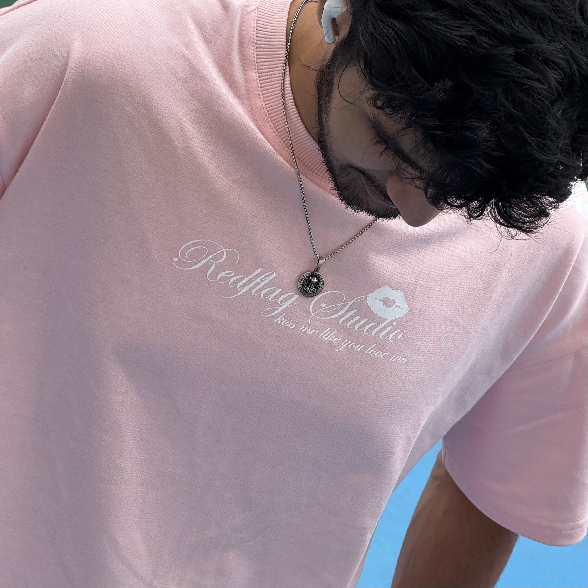 Kisses T-Shirt (Baby Pink)