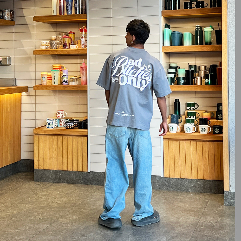 BAD BITCHES TEE (grey)