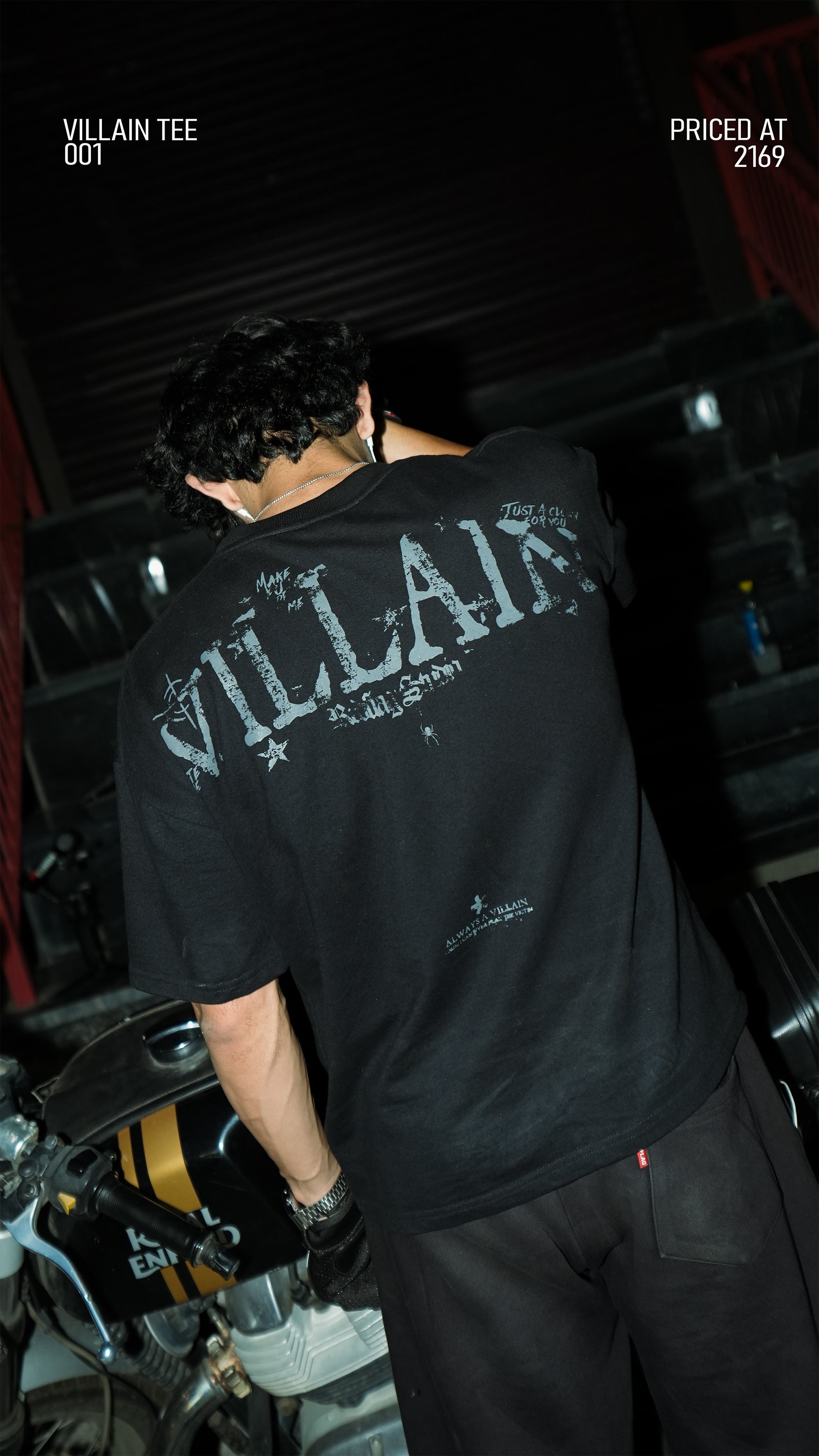 VILLAIN T-Shirt