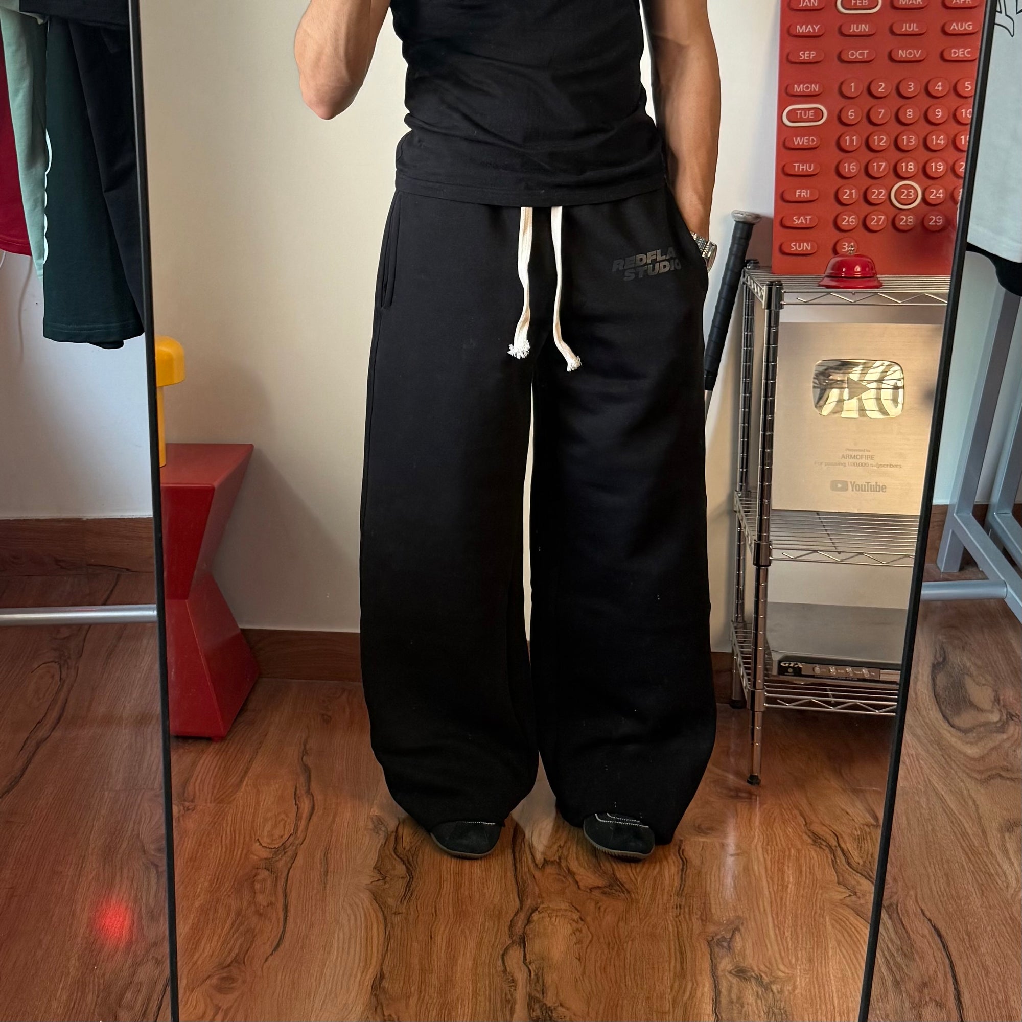 NOT YOUR BASIC SWEATPANTS (BLACK)