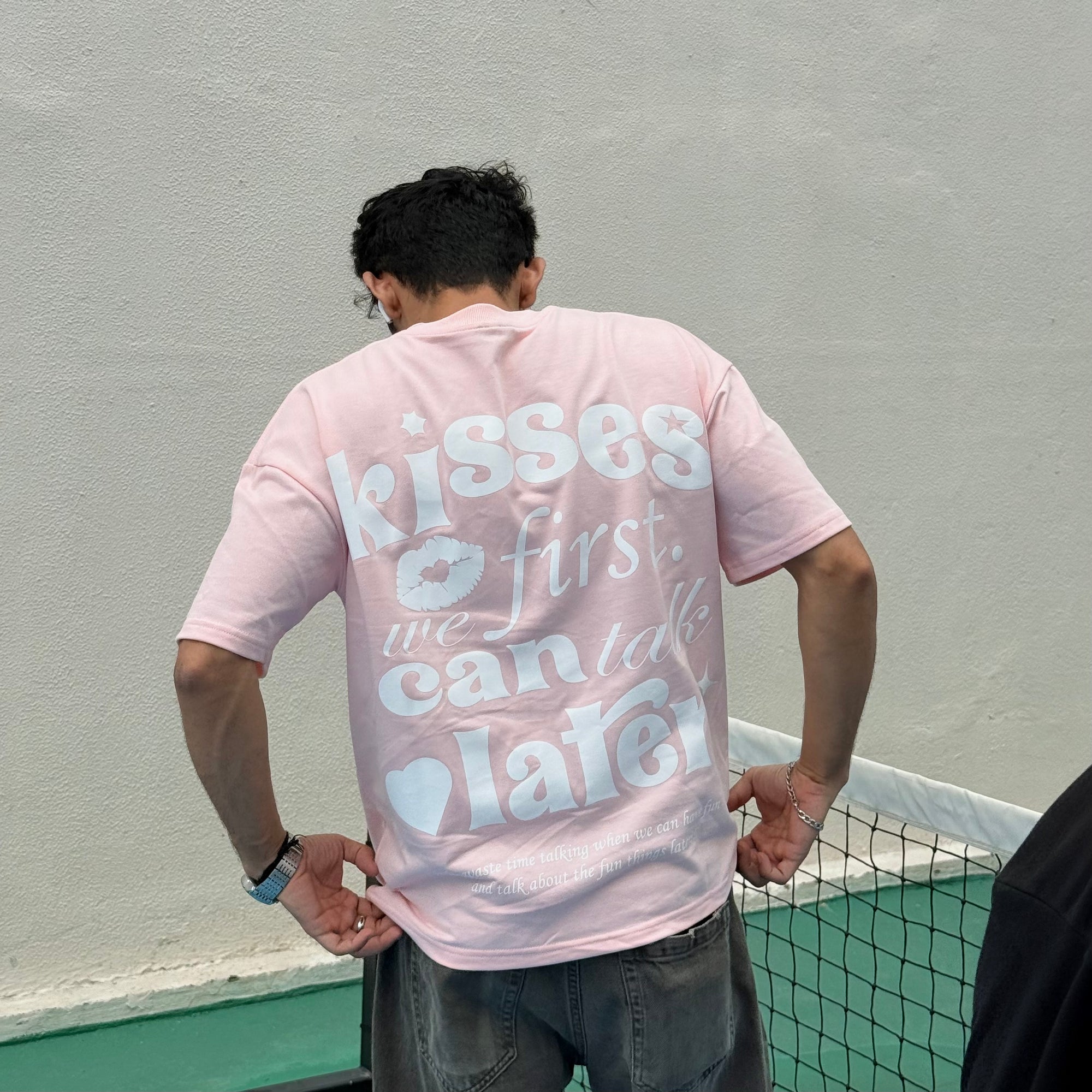 Kisses T-Shirt (Baby Pink)