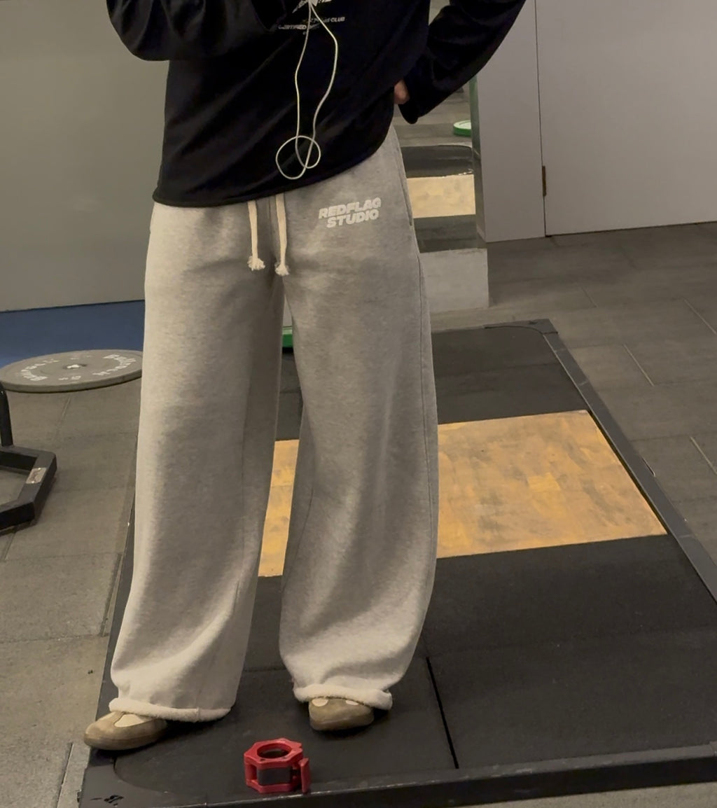 NOT YOUR BASIC SWEATPANTS (GRAY)