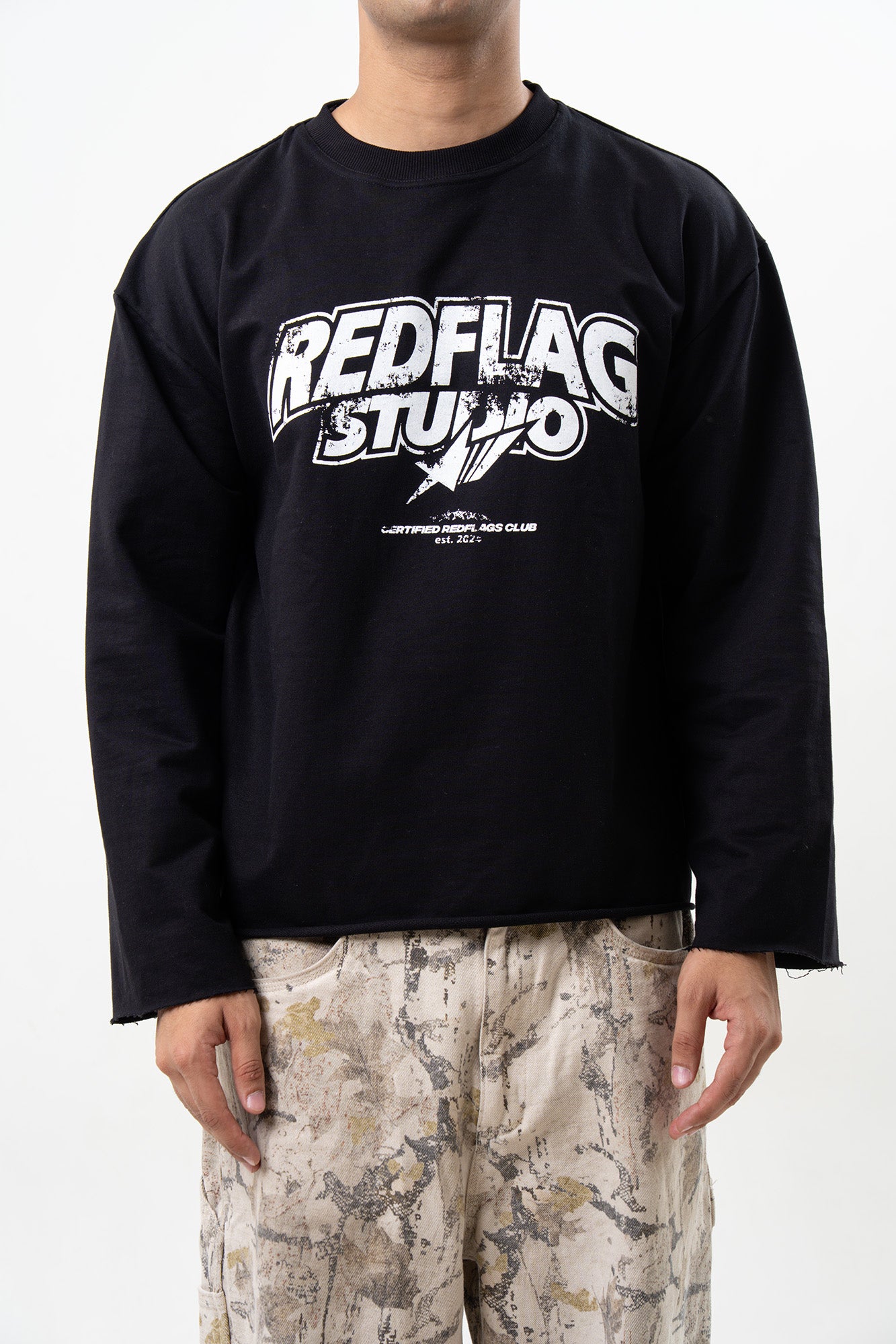 V2 GIVE A DAMN Long Sleeve Tee