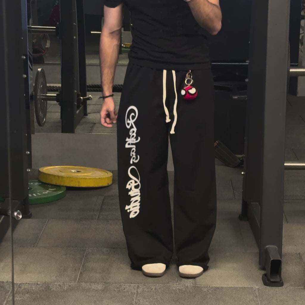 SIGNATURE SWEATPANTS